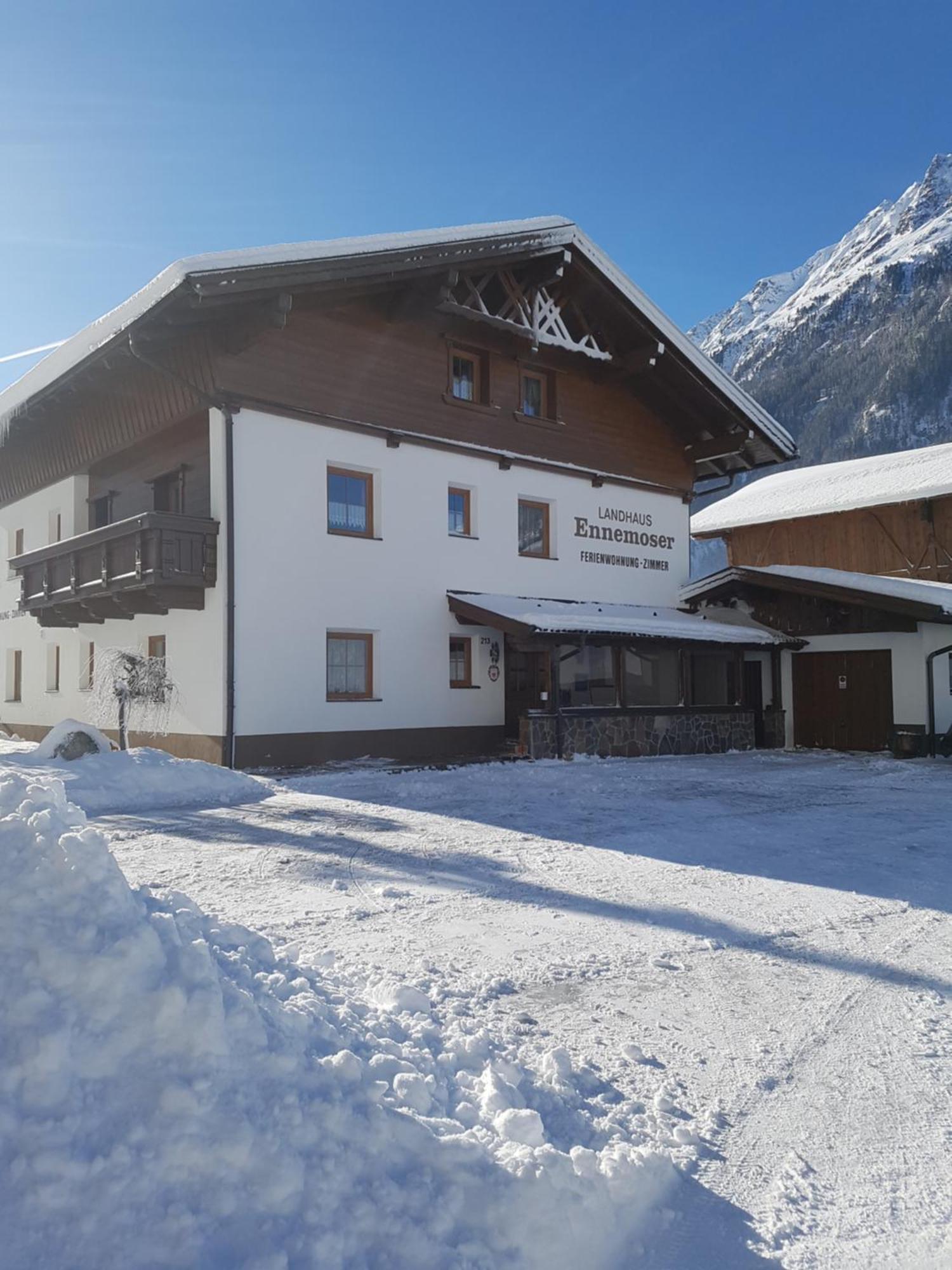 Landhaus Ennemoser แลงเงนเฟลด์ ภายนอก รูปภาพ